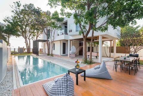 De 'sea Stay PoolVilla Pool Villa Pranburi by the sea