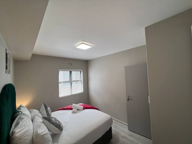 Woodys N Brooks Luxurious apartments 11 gallery image 4