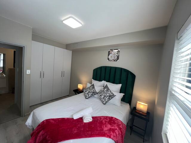 Woodys N Brooks Luxurious apartments 11 gallery image 5