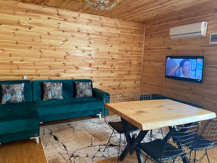 Havuzlu Ve Jakuzili Ahşap Villa - Türkei
