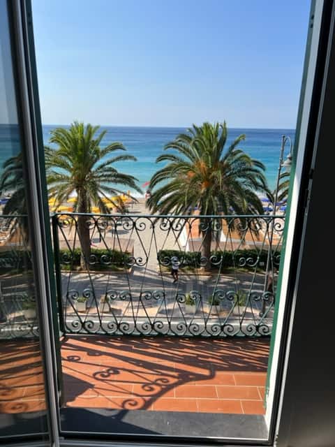 Beach house in Finale Ligure (Varigotti)