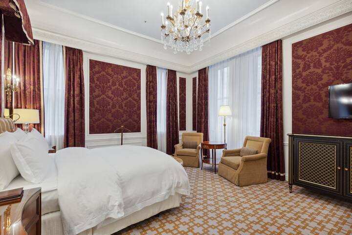 St. Regis Residence Club – 2 BR Suite. 5th Ave NYC gallery image 2