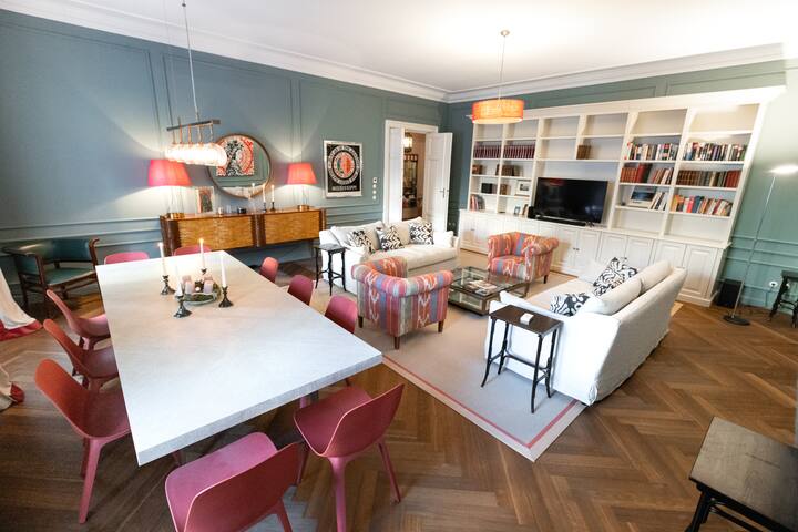 Noble Luxurious Palais gallery image 3