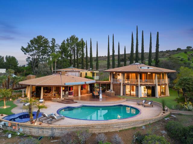 Via Vallarta: Architectural Icon w/ Views & Pool gallery image 2