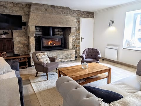 Top Airbnb: House 300 m from the sea with inner courtyard. in Loctudy
