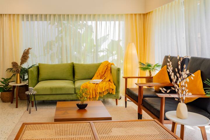 Living room image 4
