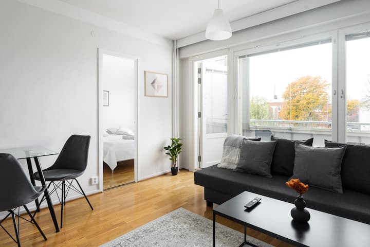 Bright And Lovely Apartment In Kamppi Helsinki Photo Inspiration