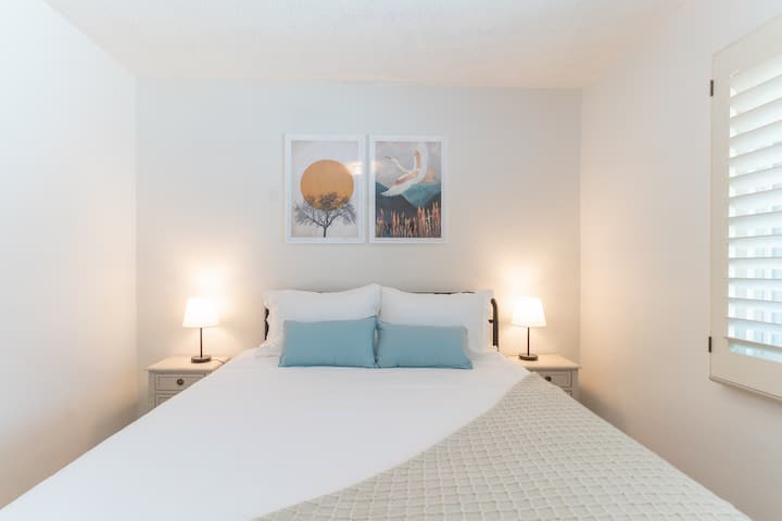 This peaceful bedroom is clean, quiet and tranquil. 