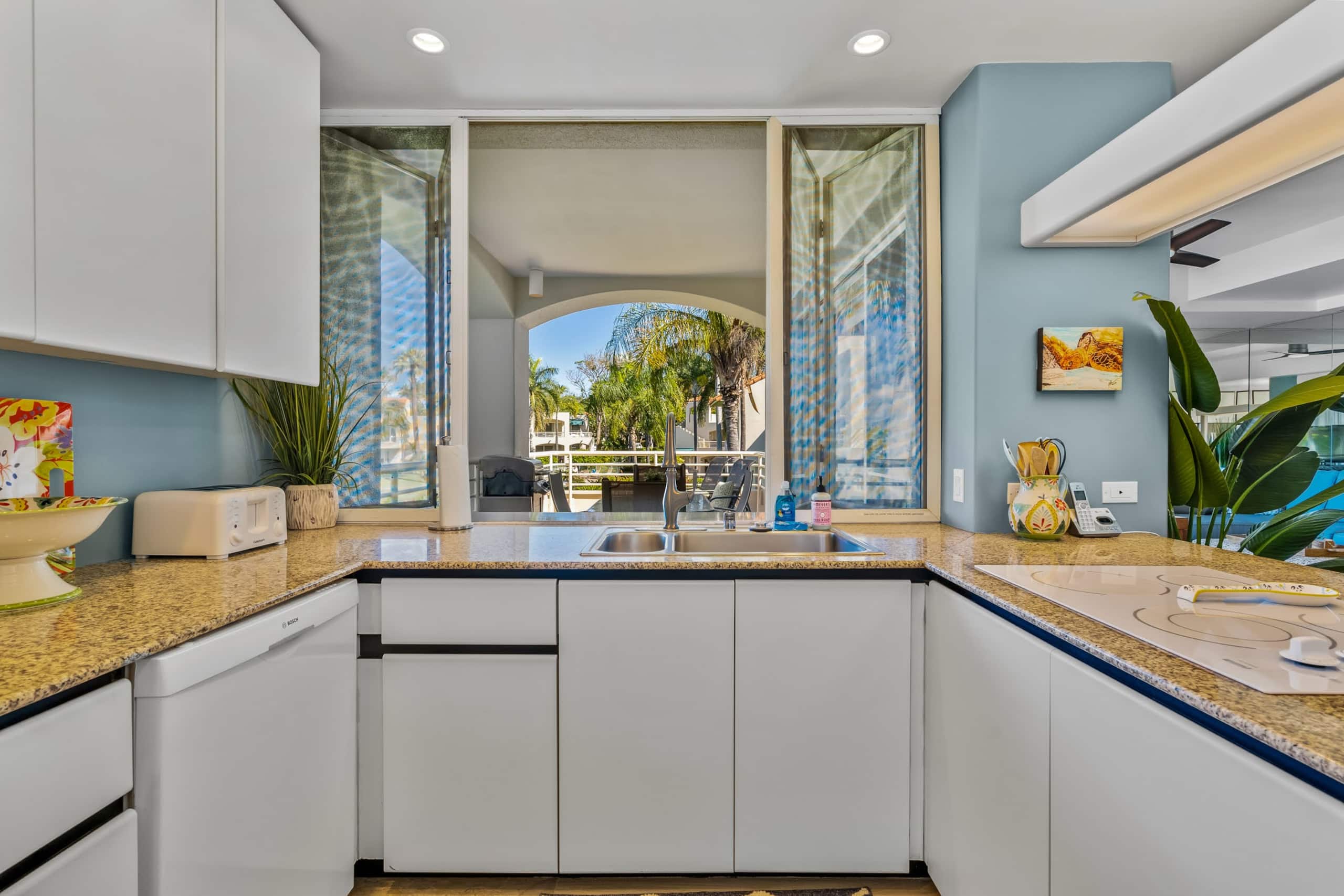 Condo in Wailea · ★4.88 · 1 bedroom · 2 beds · 2 baths - Image 6