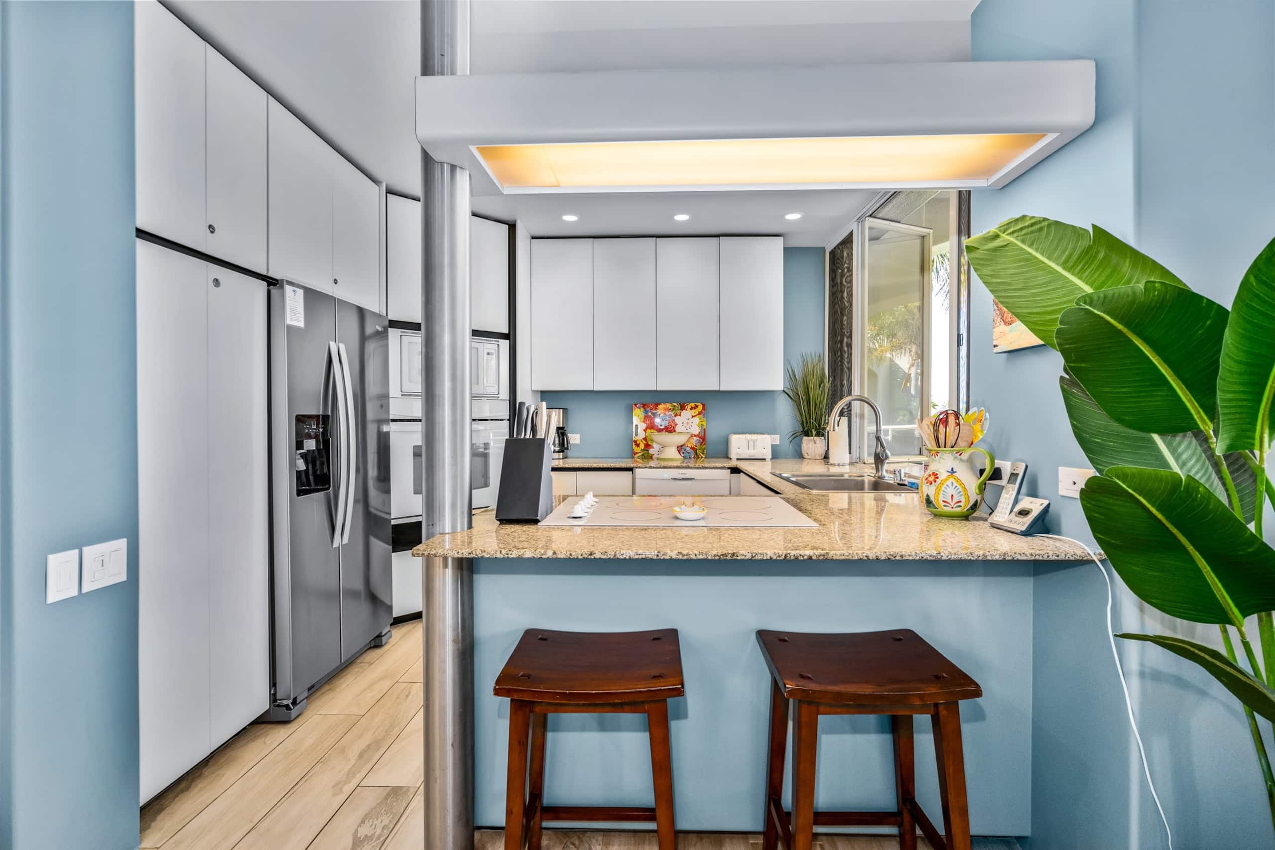 Condo in Wailea · ★4.88 · 1 bedroom · 2 beds · 2 baths - Image 5