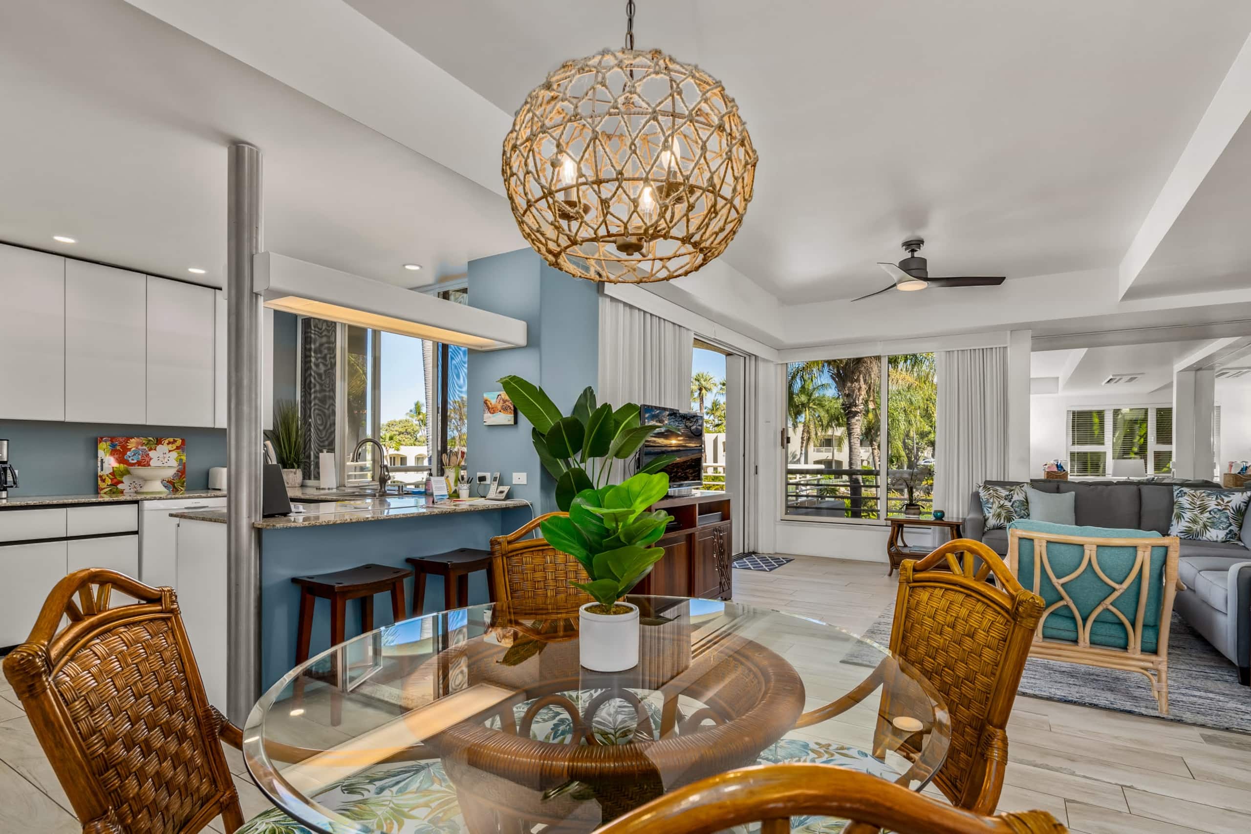 Condo in Wailea · ★4.88 · 1 bedroom · 2 beds · 2 baths - Image 12