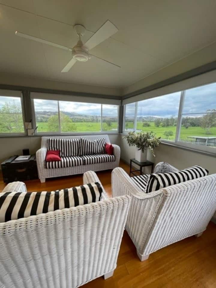 Weemala Cottage - Dungog Farmstay - Dungog