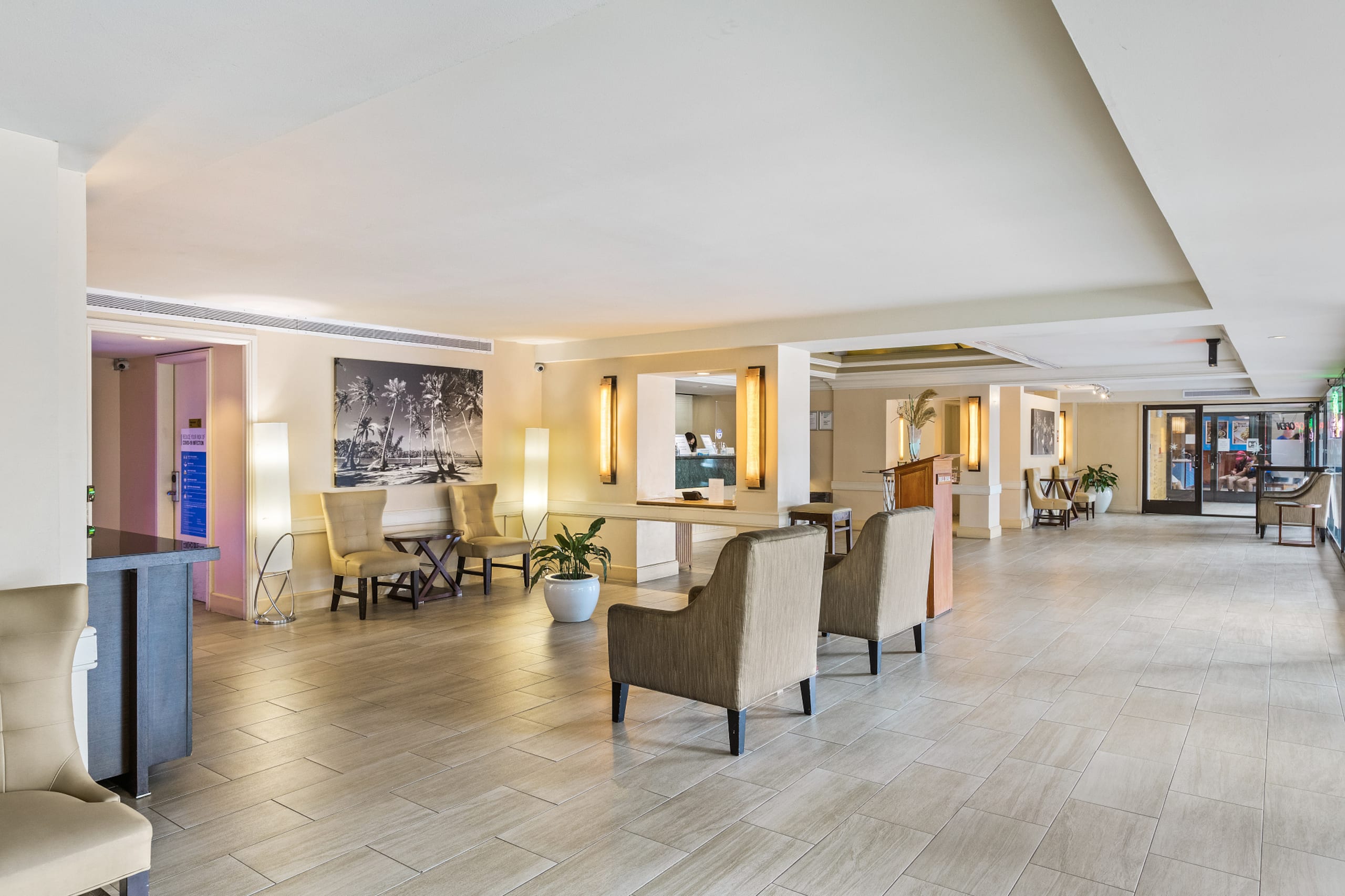 Condo in Honolulu · ★4.76 · 1 bedroom · 1 bed · 1 shared bath - Image 28