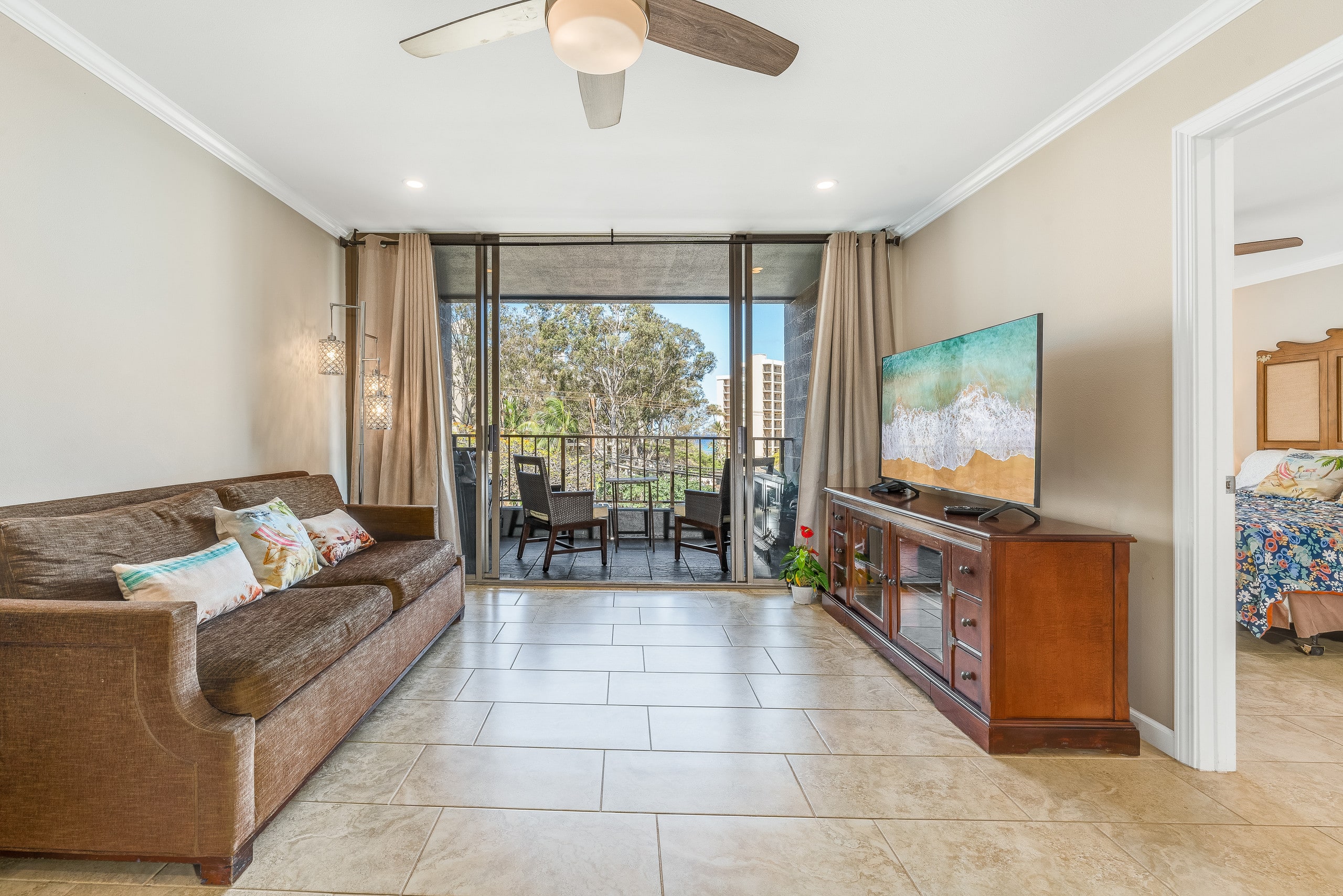 Condo in Lahaina · ★4.81 · 2 bedrooms · 3 beds · 2 baths - Image 2