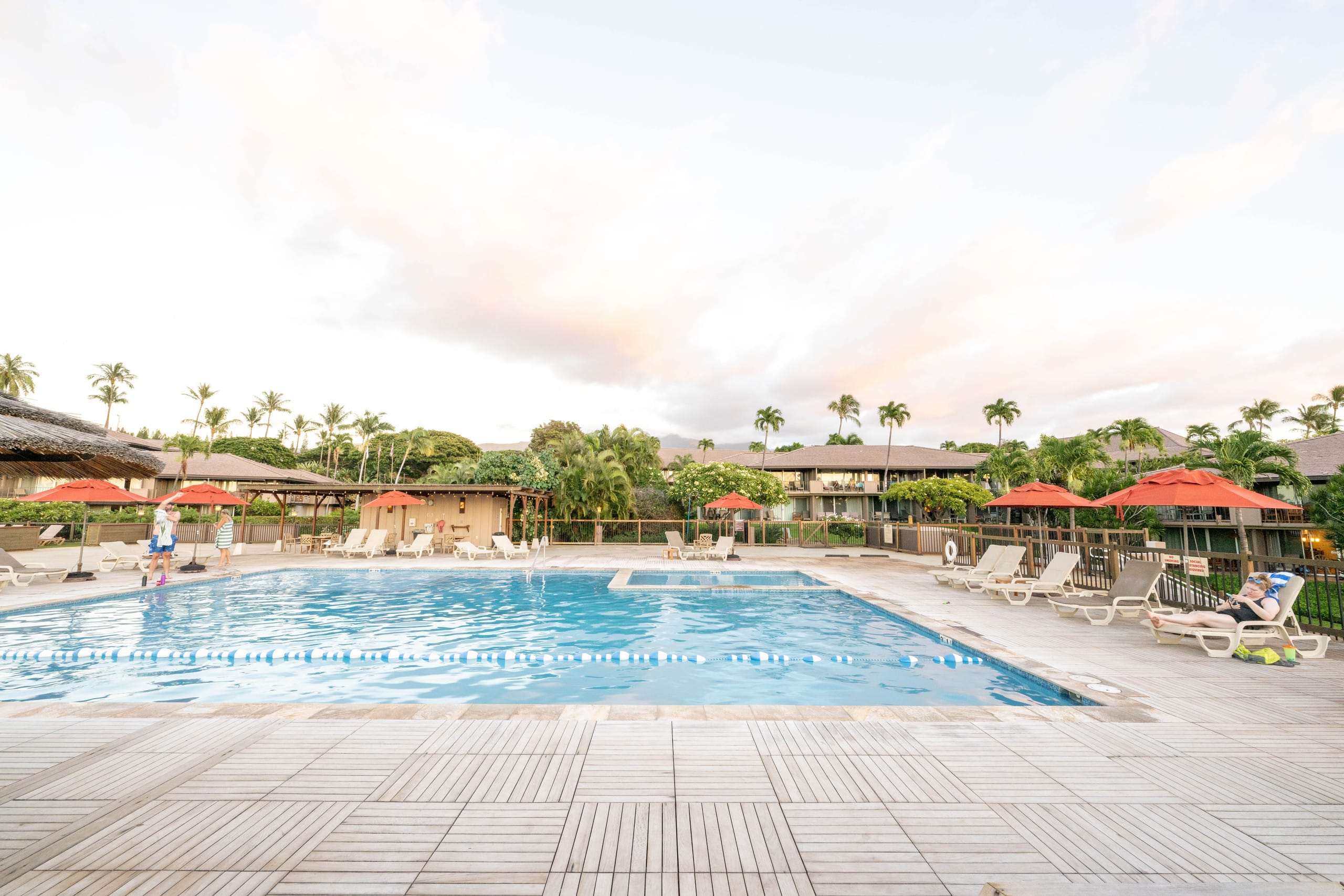 Condo in Lahaina · ★4.93 · 1 bedroom · 3 beds · 1 private bath - Image 47