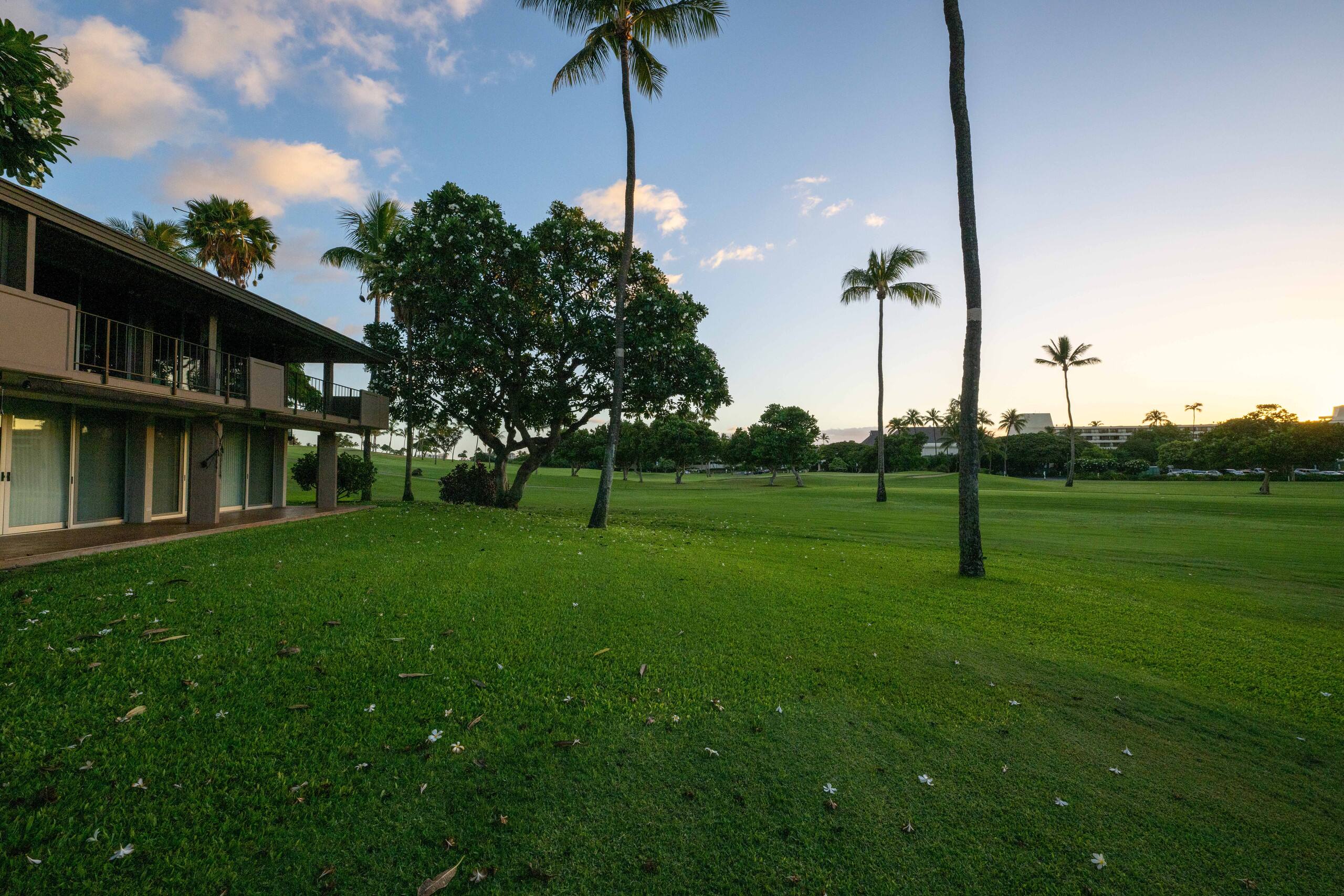 Condo in Lahaina · ★4.93 · 1 bedroom · 3 beds · 1 private bath - Image 61