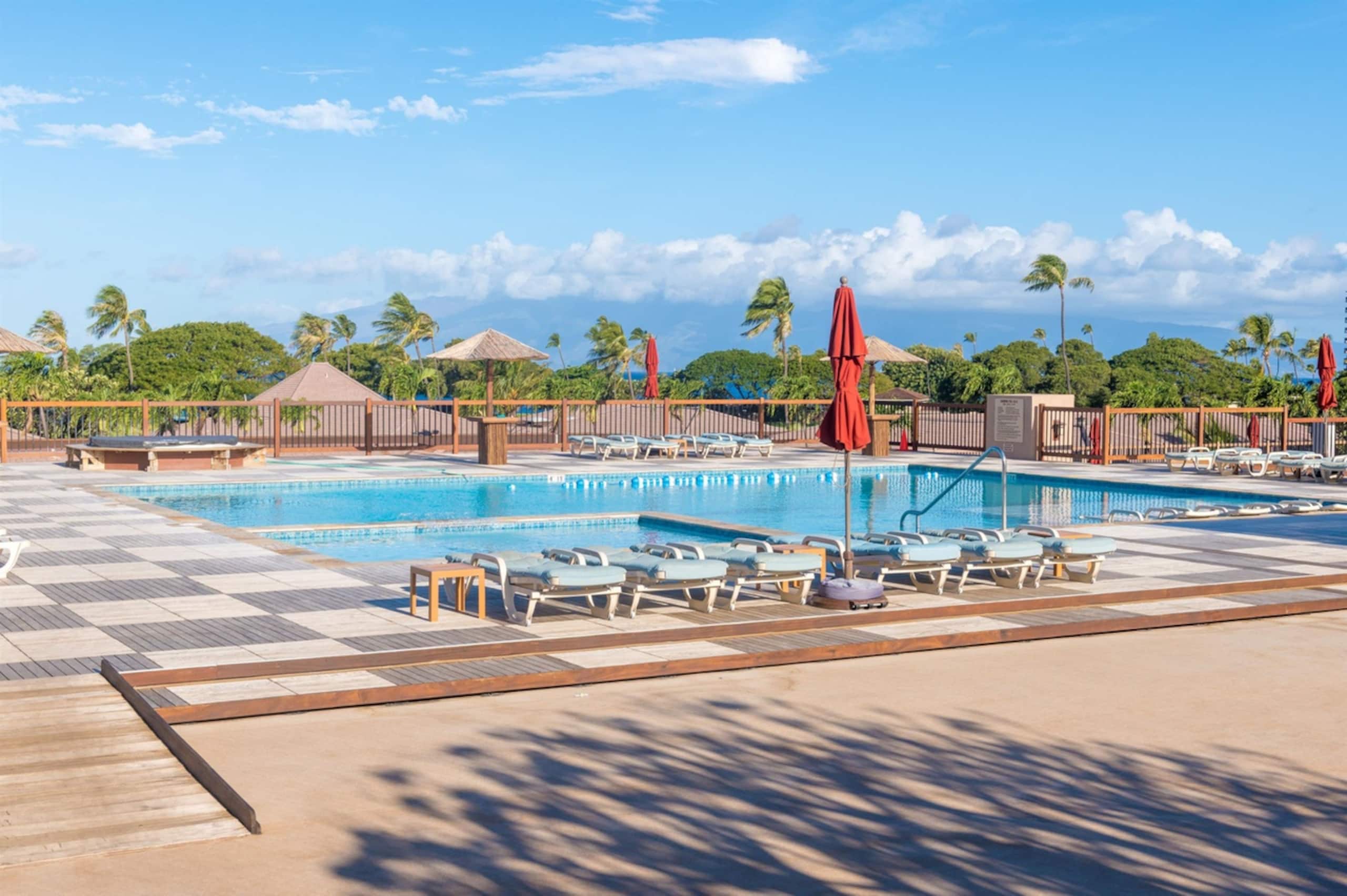 Condo in Lahaina · ★4.93 · 1 bedroom · 3 beds · 1 private bath - Image 44