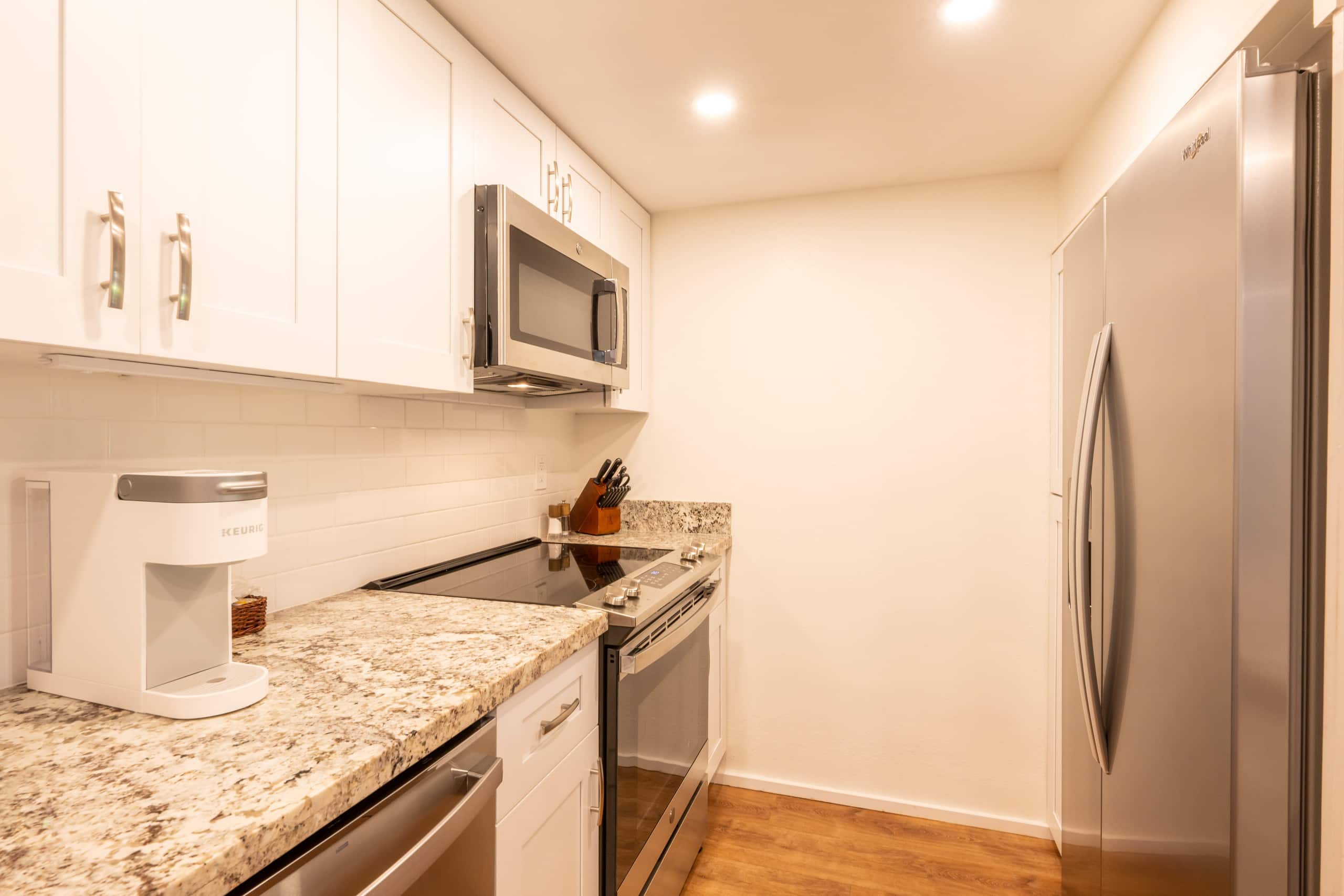 Condo in Lahaina · ★4.93 · 1 bedroom · 3 beds · 1 private bath - Image 8