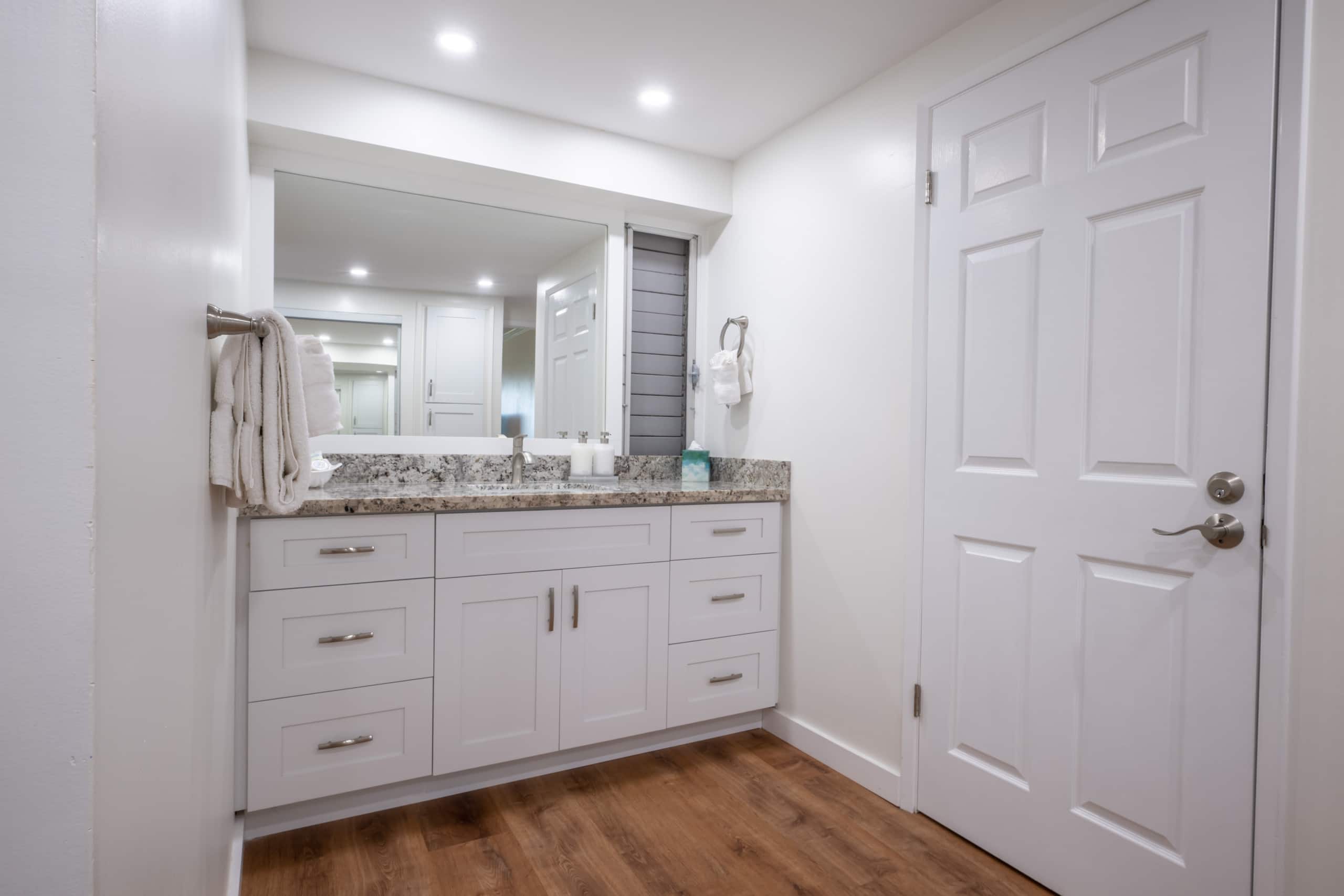Condo in Lahaina · ★4.93 · 1 bedroom · 3 beds · 1 private bath - Image 17
