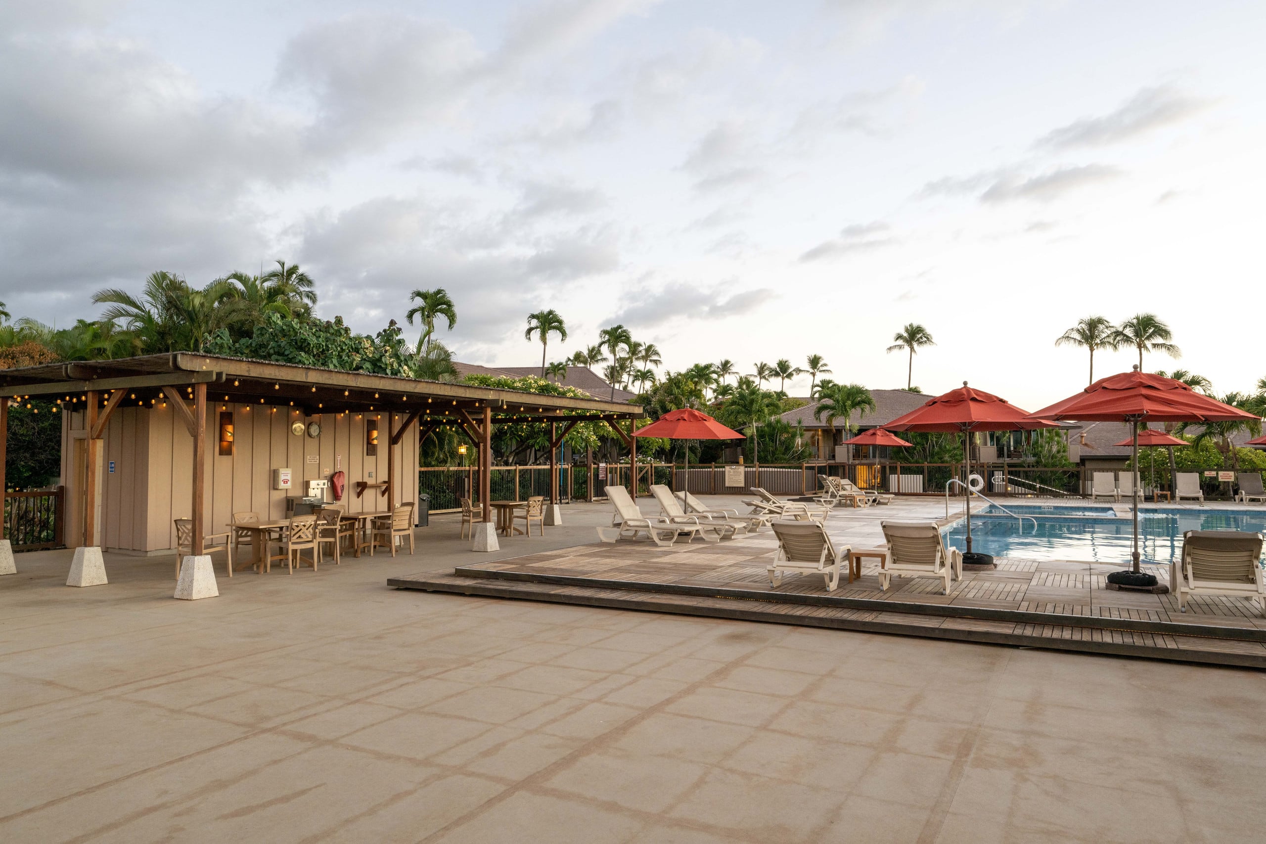 Condo in Lahaina · ★4.93 · 1 bedroom · 3 beds · 1 private bath - Image 55