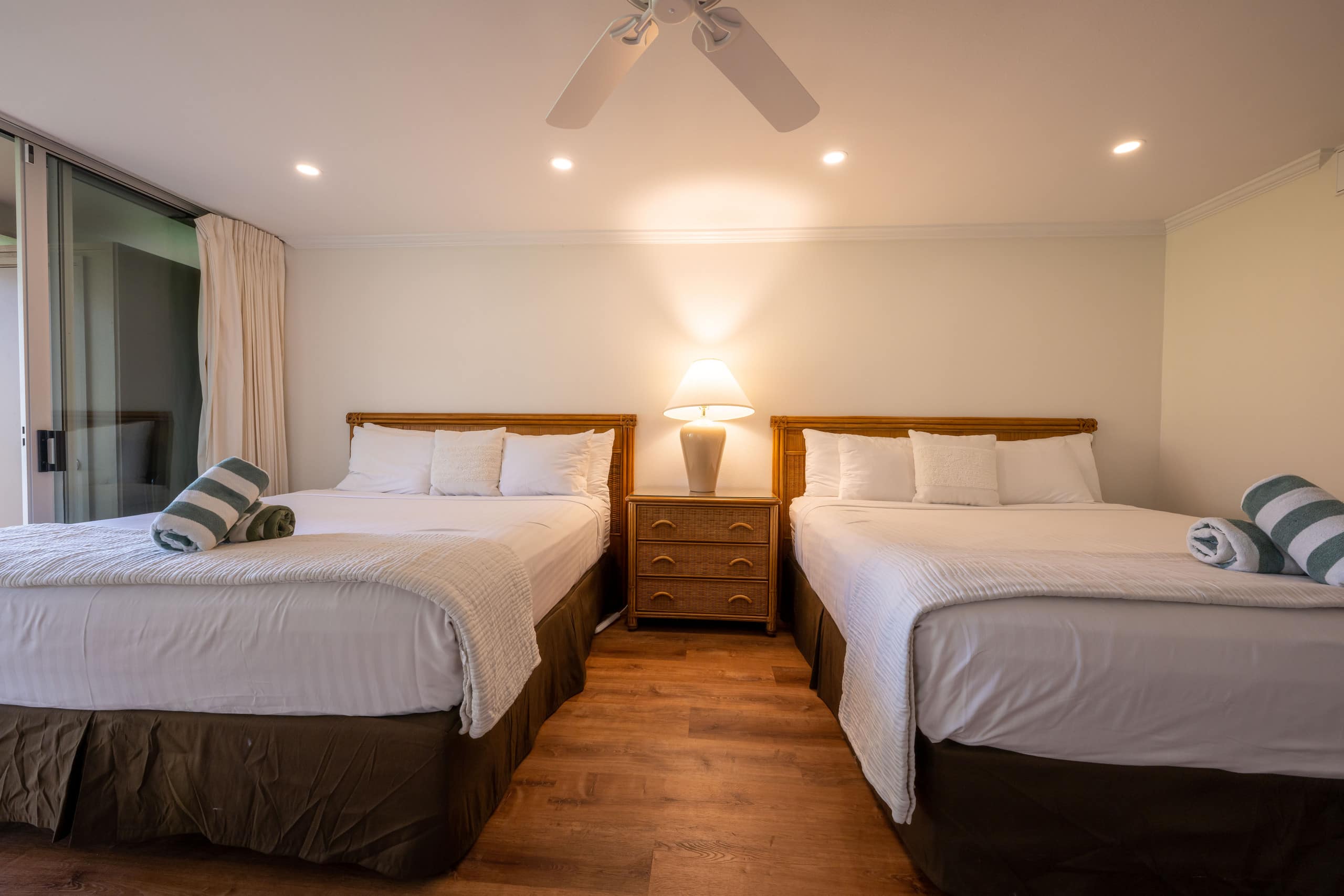Condo in Lahaina · ★4.93 · 1 bedroom · 3 beds · 1 private bath - Image 16