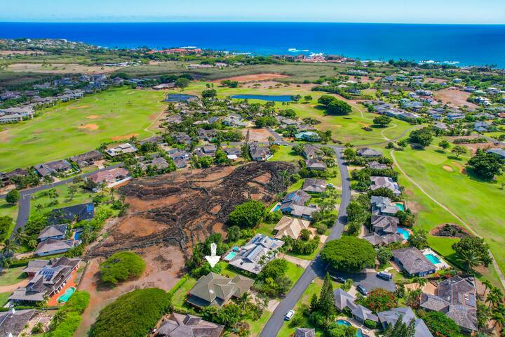 Casual elegant luxuryA/C SPA golf 1 mile to beach gallery image 3