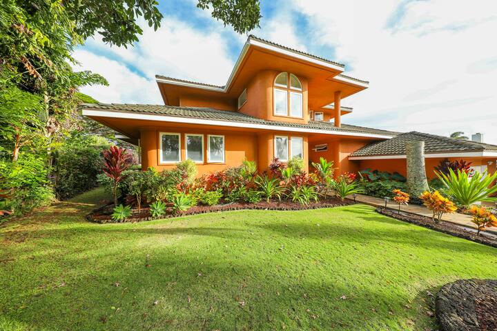 Casual elegant luxuryA/C SPA golf 1 mile to beach gallery image 5