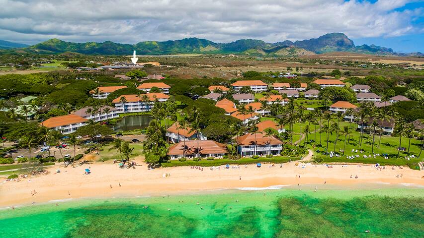 Casual elegant luxuryA/C SPA golf 1 mile to beach gallery image 4