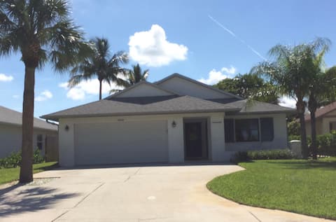 2br/2ba spacious House  near the Ocean