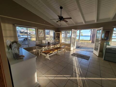 Hideaway Beach Cottage