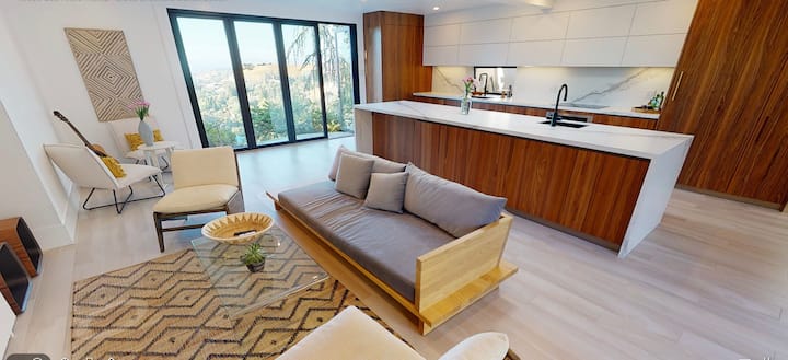 Stunning Luxurious Modern Los Altos Hills Villa - Los Altos, CA