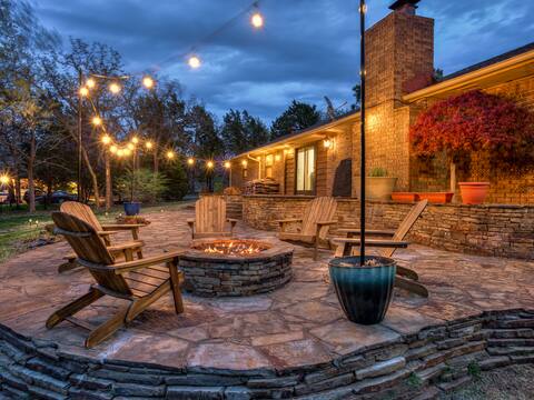 Deer Creek Lodge* Ranch Home on Acreage* FirePit