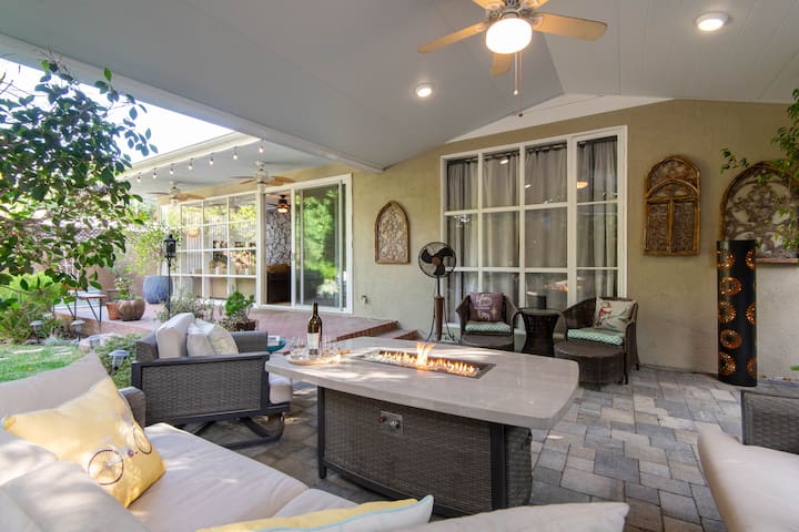 Charming gem next-door to Universal Studios