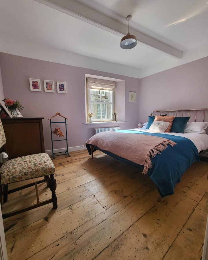 غرفة النوم 2