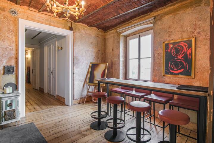 Epic 3 bedroom 2 bathroom at Istiklal Street gallery image 4