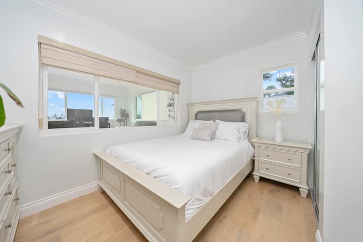 غرفة النوم 4: سرير كوين