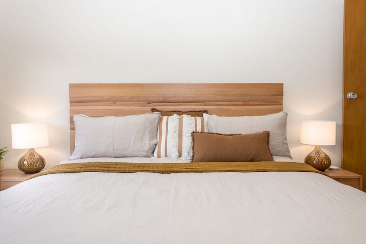 Bedroom #1