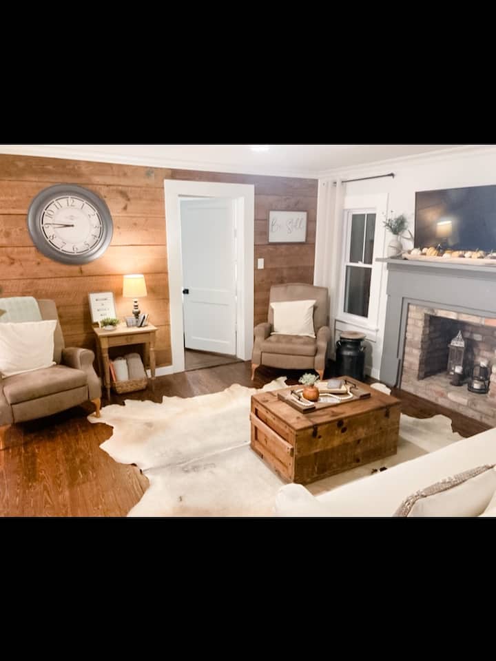 Cheerful 3-bedroom Country Cottage - ミシシッピ州