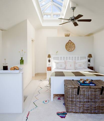 Notting Hill family home, 4/5 Bed gallery image 5