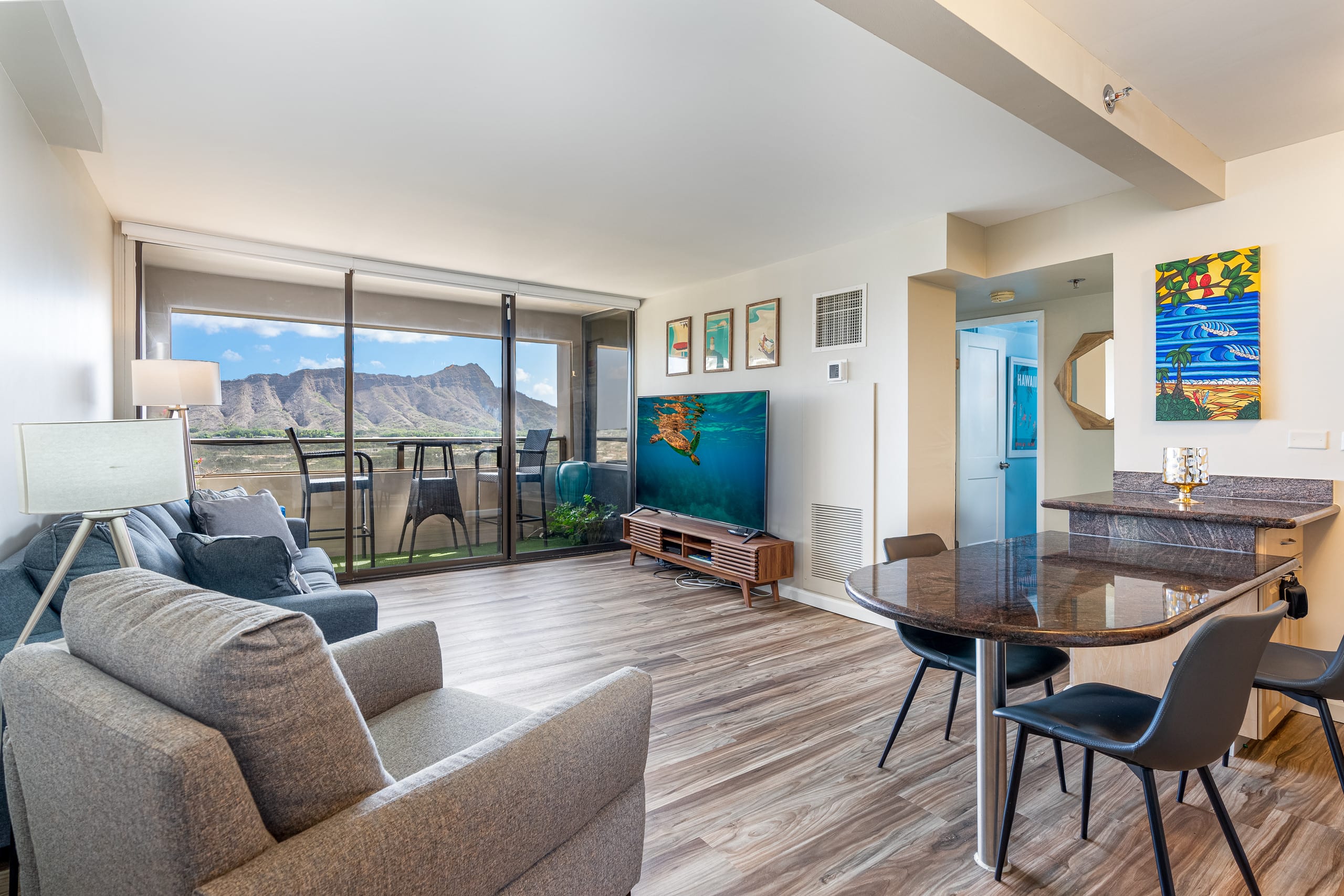 Waikiki Ocean and Diamond Head View Condo! - Image 3