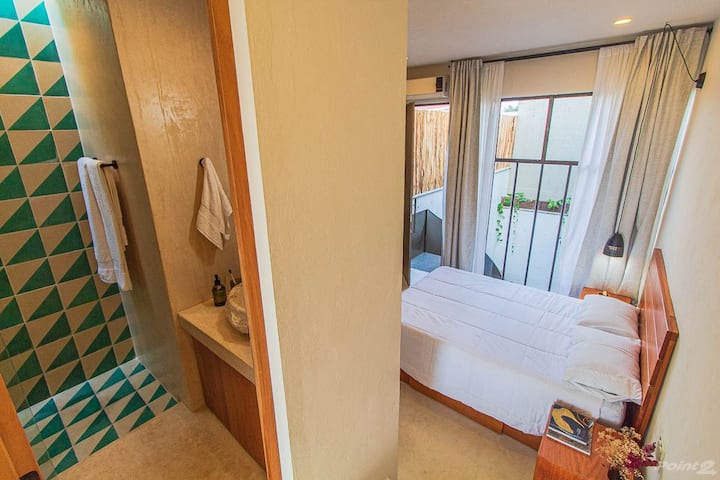 Надстройка на лоша стая и баня