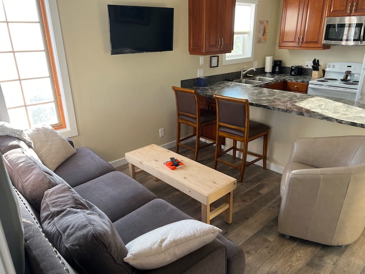 Cozy Loft Apartment In Heart Of Meridian - Meridian, ID