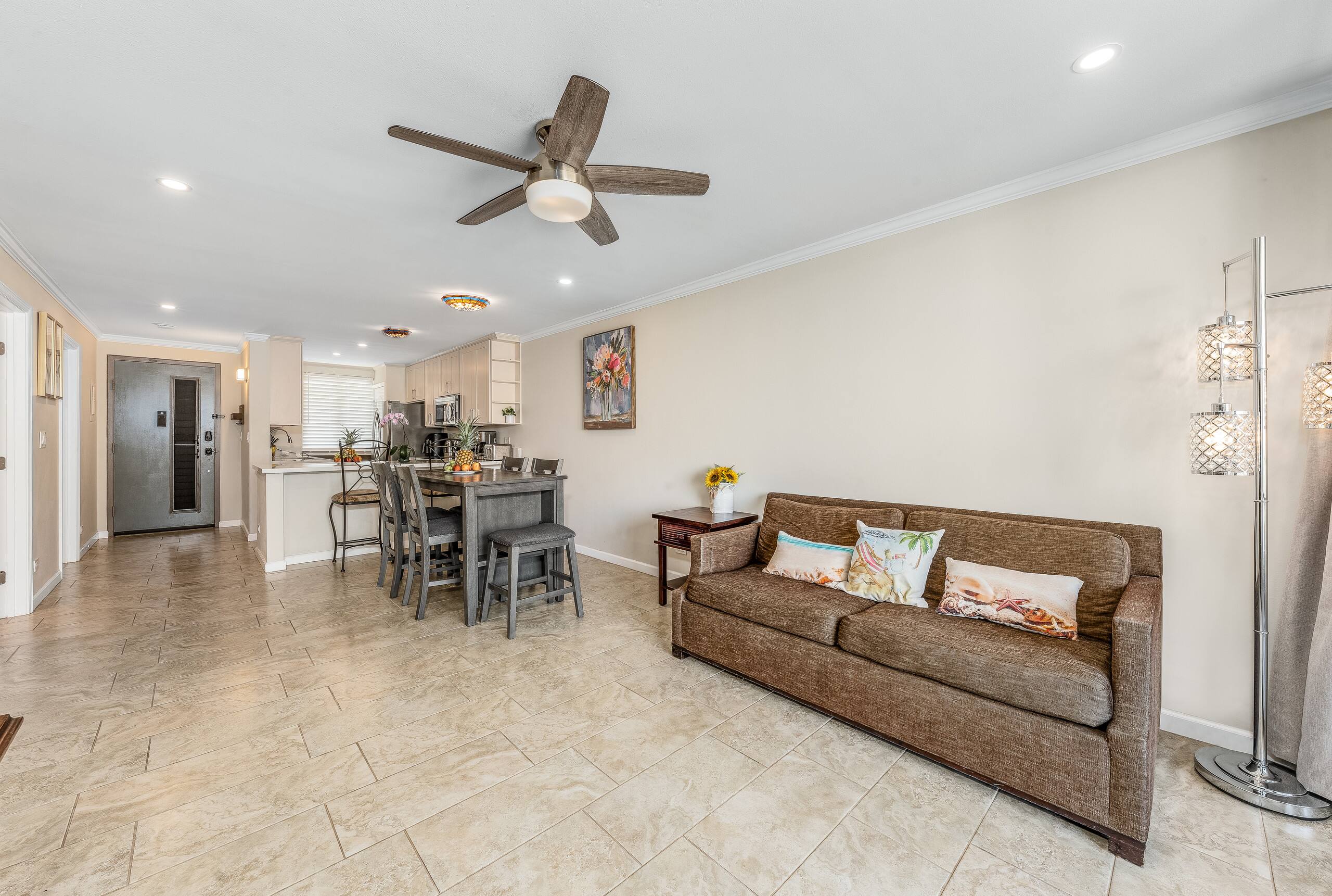 Condo in Lahaina · ★4.91 · 2 bedrooms · 3 beds · 2 baths - Image 24