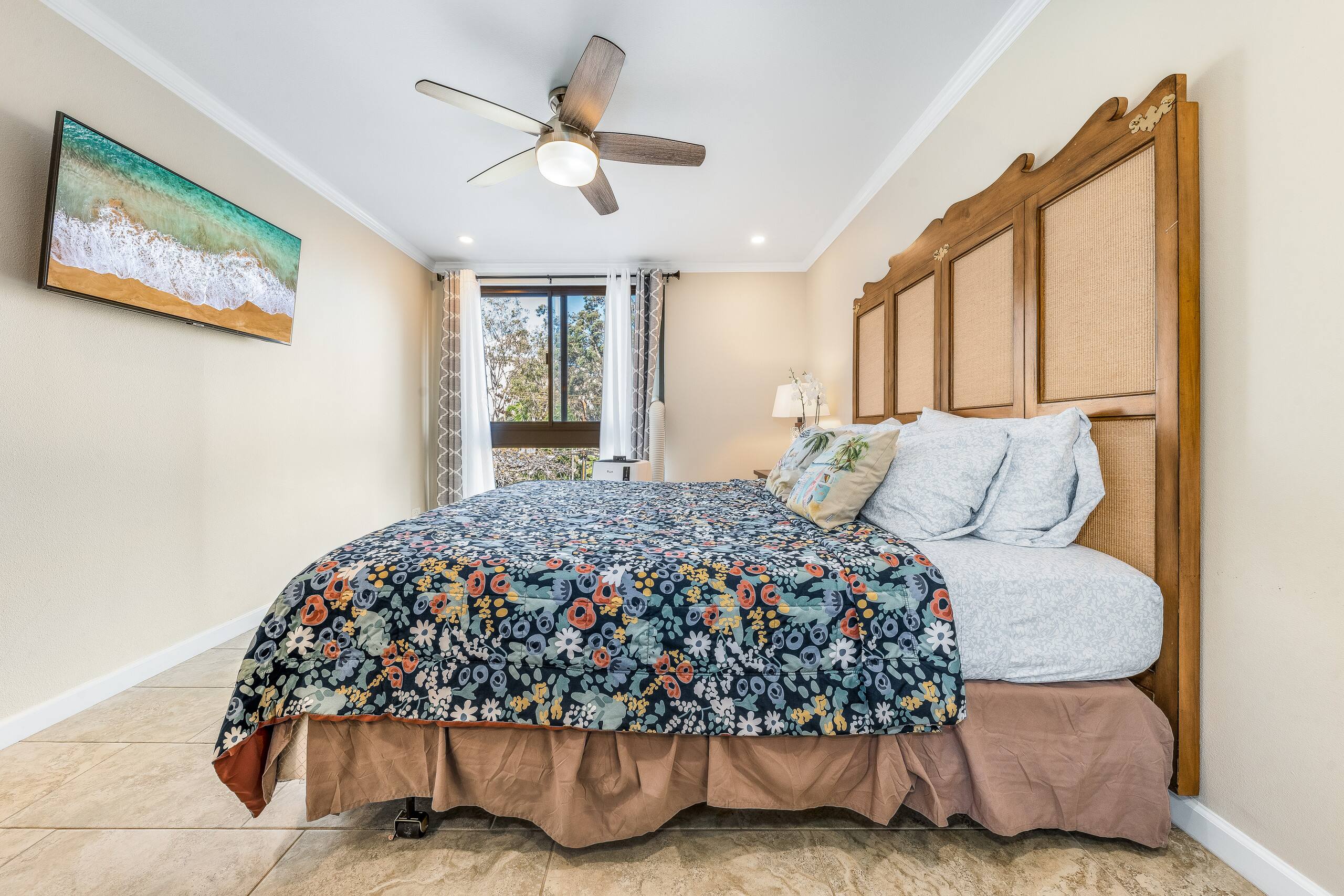 Condo in Lahaina · ★4.91 · 2 bedrooms · 3 beds · 2 baths - Image 9