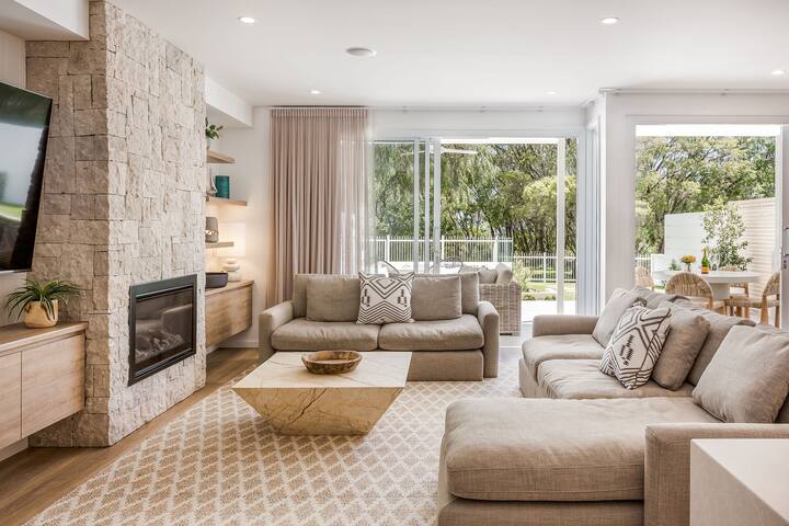 Hidden Ocean – Luxury Beachfront Retreat gallery image 5