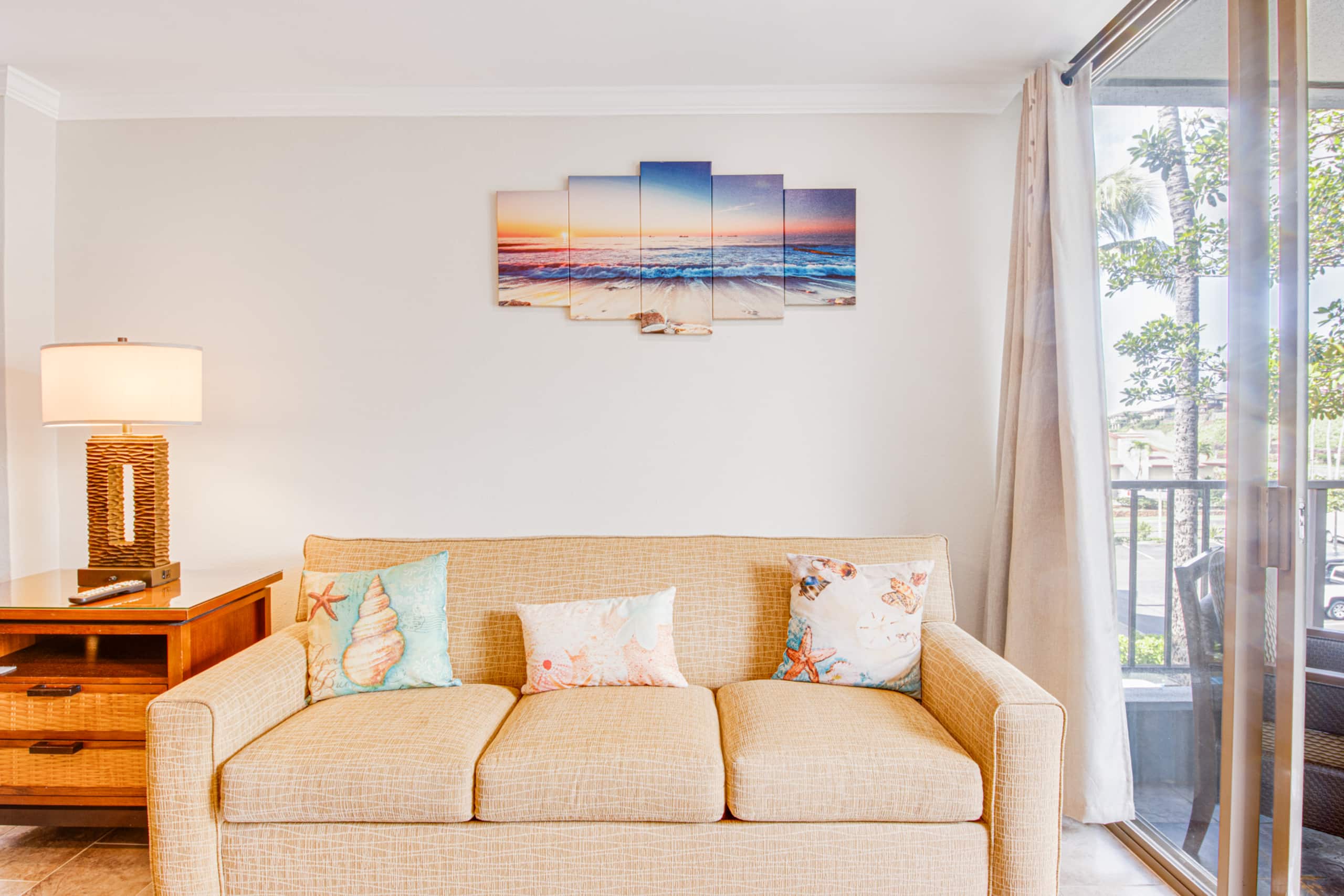 Condo in Lahaina · ★4.82 · 2 bedrooms · 3 beds · 2 private baths - Image 4
