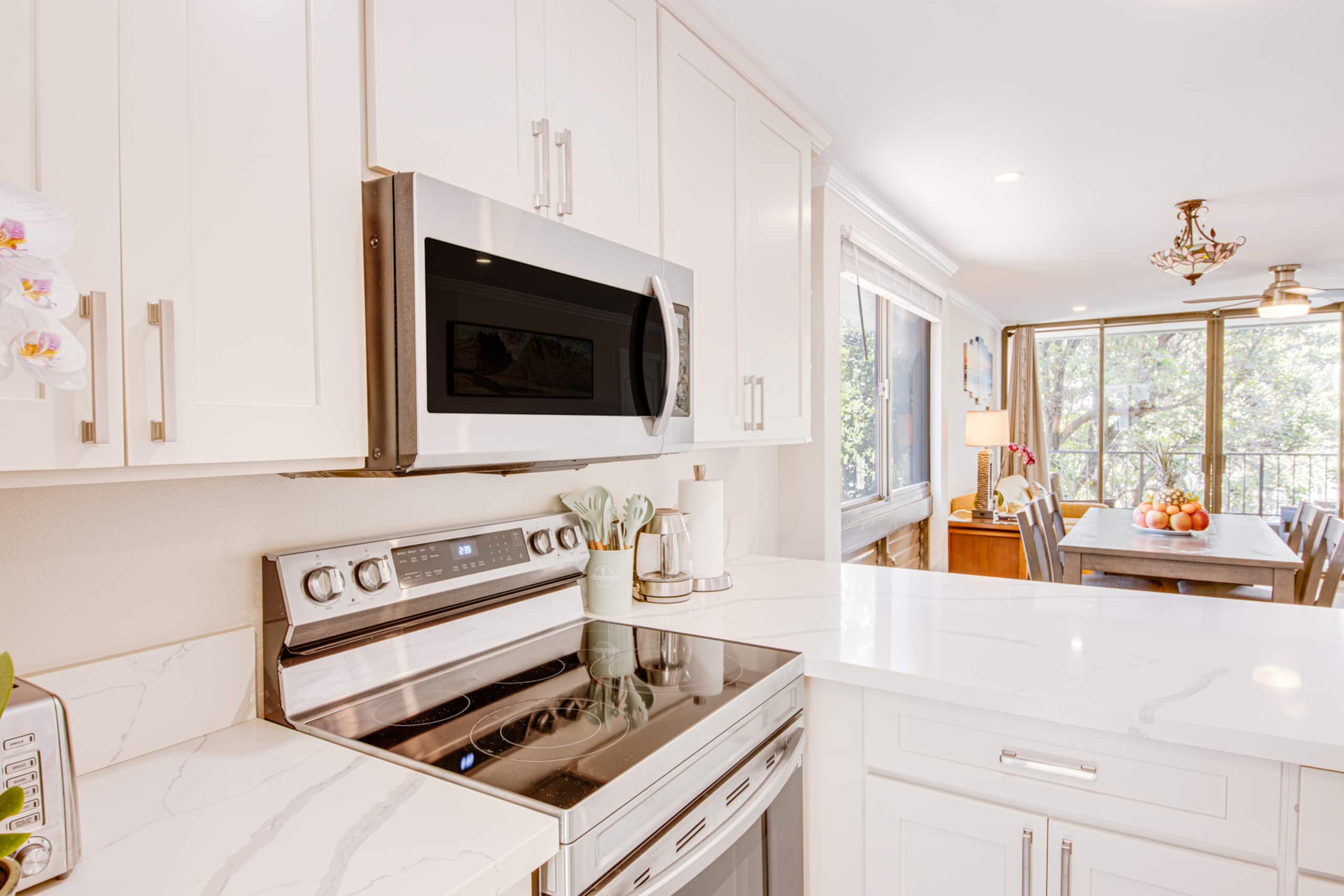 Condo in Lahaina · ★4.82 · 2 bedrooms · 3 beds · 2 private baths - Image 30