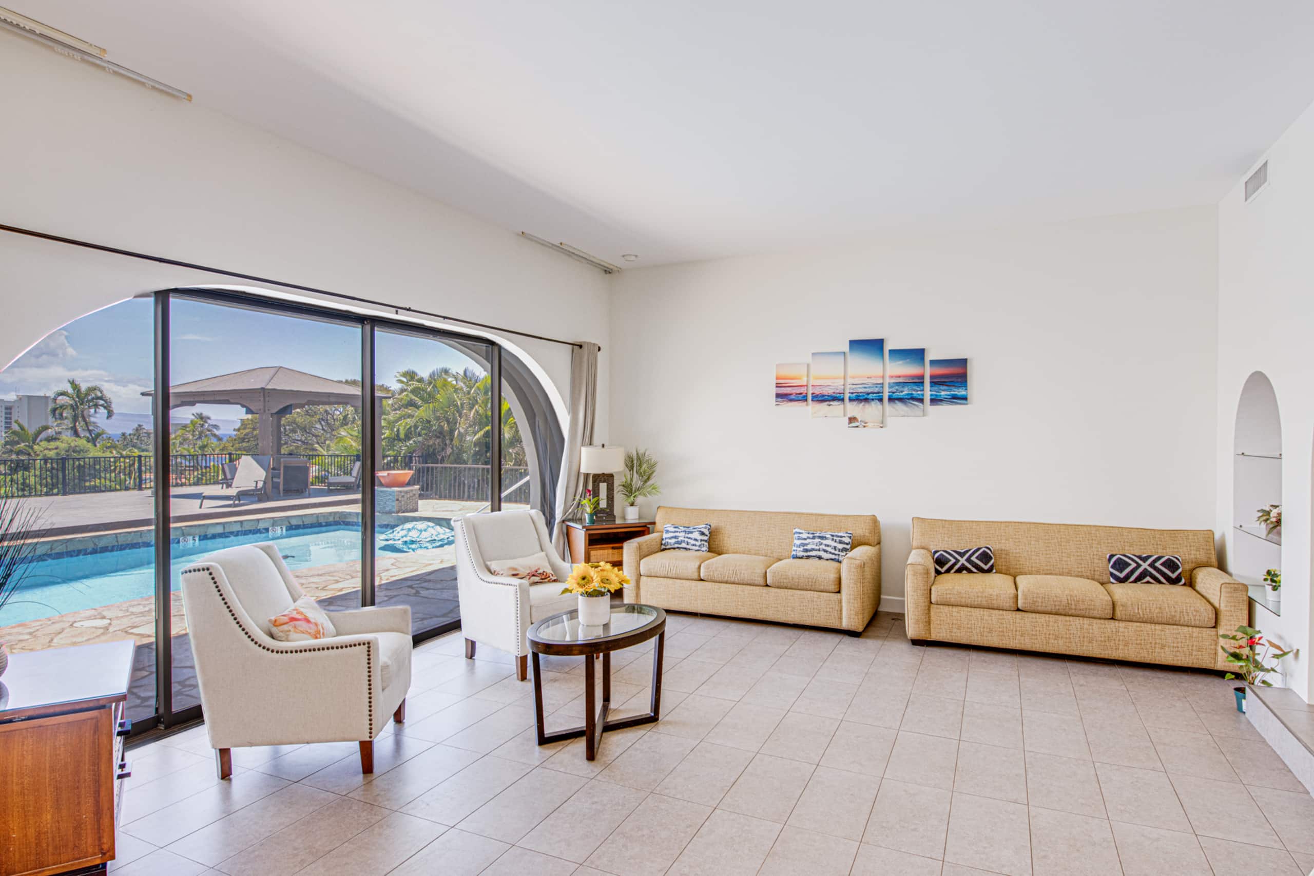 Villa in Lahaina · ★4.8 · 3 bedrooms · 6 beds · 3 baths - Image 3