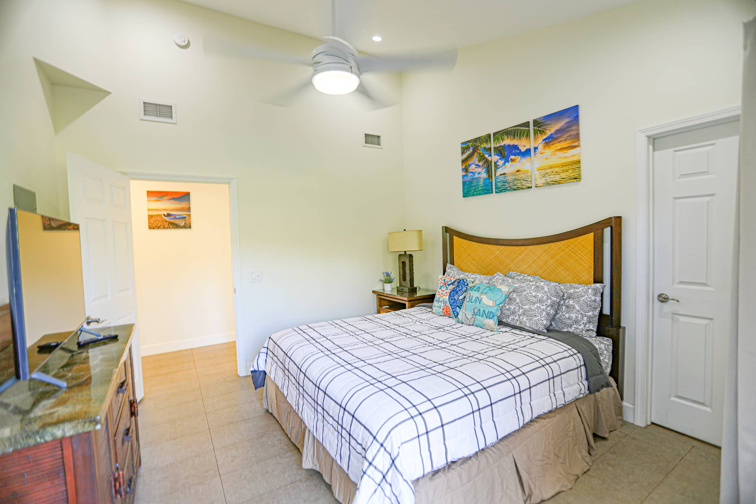 Villa in Lahaina · ★4.8 · 3 bedrooms · 6 beds · 3 baths - Image 34