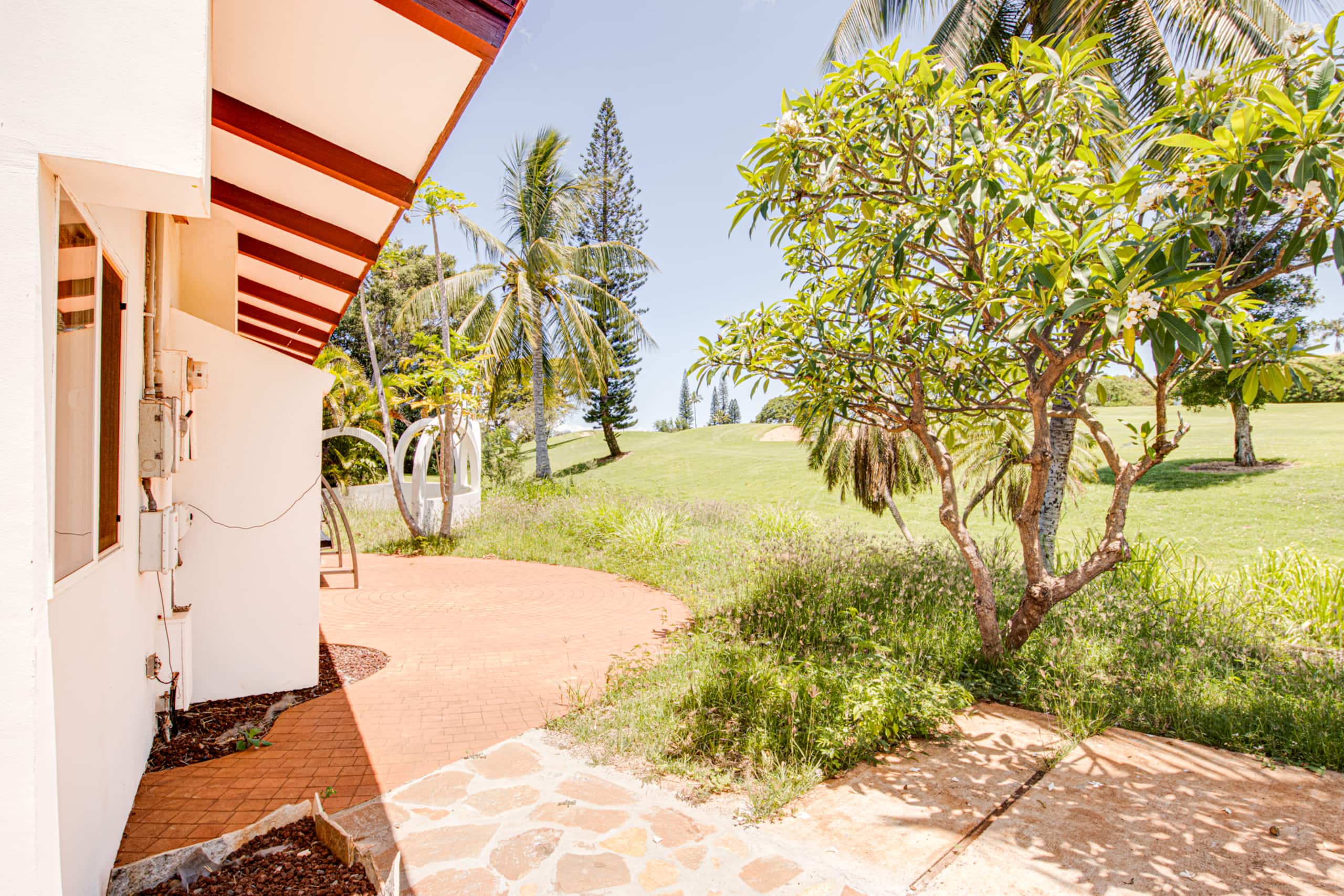 Villa in Lahaina · ★4.8 · 3 bedrooms · 6 beds · 3 baths - Image 71